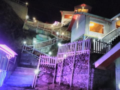 Property building, Night