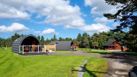 Robins Nest Glamping Pod with Hot Tub Luxury tent in Scotland
