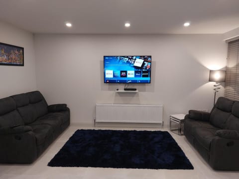 TV and multimedia, Living room