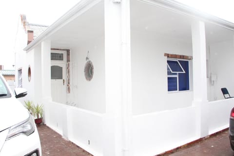 The White House Lodge Bed and Breakfast in Cape Town