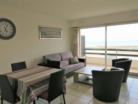 Appartement avec terrasse, WIFI et parking à Perros-Guirec - FR-1-368-332 Apartment in Louannec