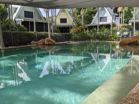 Property building, Swimming pool