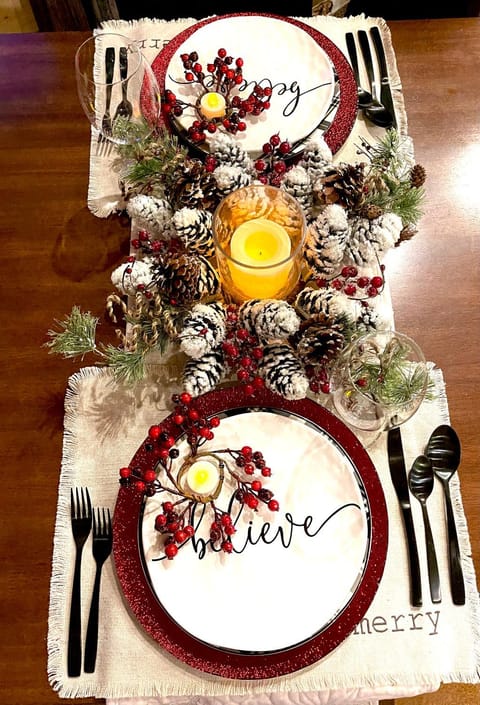 Knotty and Nice Luxury Cabin Cabin in Broken Bow