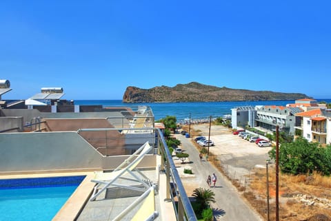Balcony/Terrace, Sea view, Swimming pool