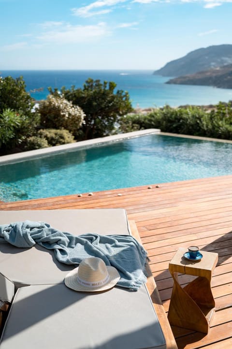 Balcony/Terrace, Sea view, Swimming pool