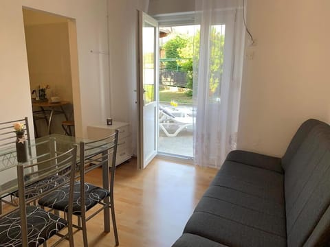 Apartmaji Amitis Apartment in Portorož