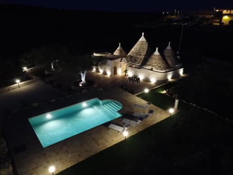 Night, Pool view, Swimming pool, Swimming pool, sunbed