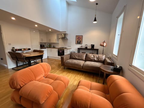 Kitchen or kitchenette, Living room, Dining area