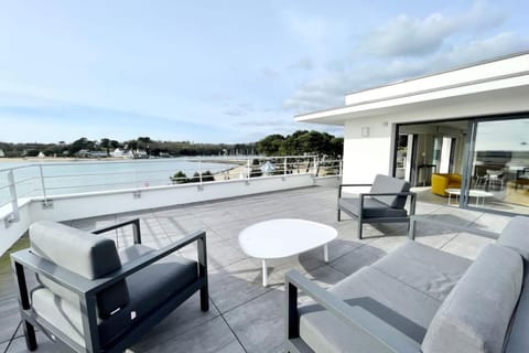 Luxury Haut Standing Vue mer d'exception 360 Apartment in Clohars-Carnoët