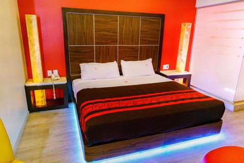 Bed, Photo of the whole room