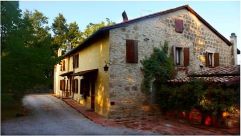 Podere Lamaccia Bed and Breakfast in Umbria