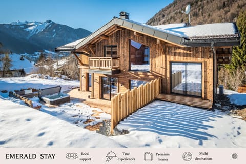 Property building, Hot Tub