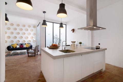 Kitchen or kitchenette, Living room