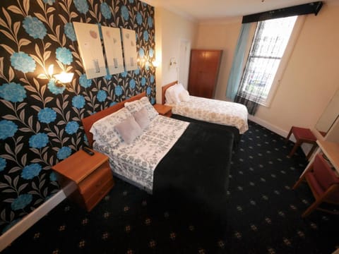 Bourne Hall Hotel Hotel in Bournemouth