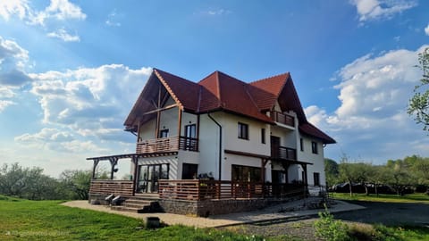 Property building, Garden view