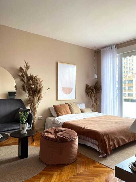 Living room, Photo of the whole room, Bedroom