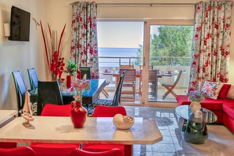 Natural landscape, Seating area, Dining area, Sea view