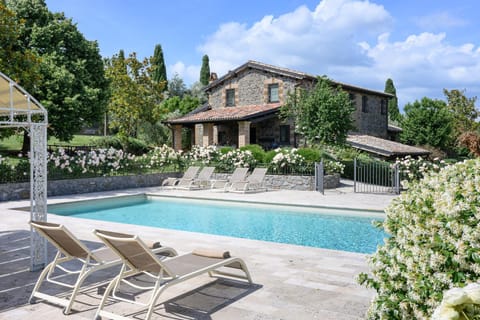 Property building, Facade/entrance, Garden, Pool view, Swimming pool