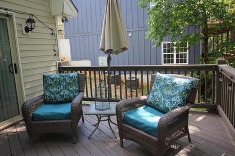 Fairway Getaway House in Helen