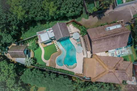 Property building, Day, Natural landscape, Bird's eye view, Pool view, Swimming pool