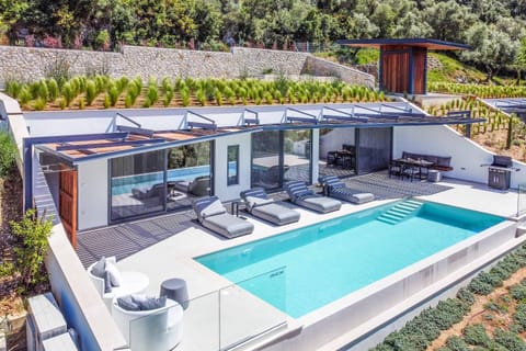 Balcony/Terrace, Other, Swimming pool