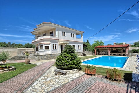 Garden, Swimming pool