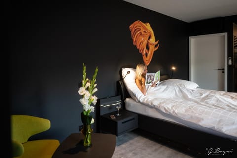 Boutique Hôtel, La Cour de la Reine, Rooftop & Bistronomique Restaurant Hotel in Wallonia, Belgium