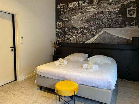 Boutique Hôtel, La Cour de la Reine, Rooftop & Bistronomique Restaurant Hotel in Wallonia, Belgium