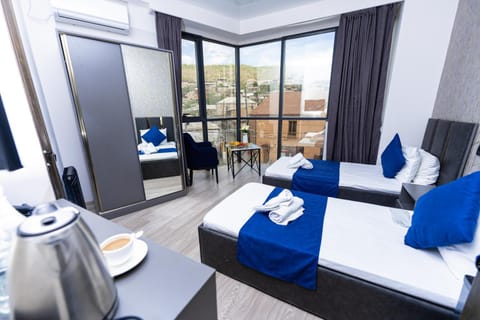View (from property/room), Photo of the whole room, Bedroom, towels