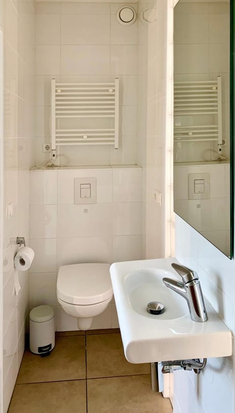 The Green Studio, Lopinge 94 Apartment in Zeeland, Netherlands