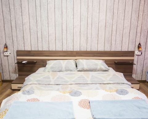 Bed, Photo of the whole room