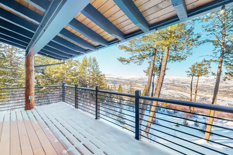 Red Sky Luxury Retreat House in Edwards