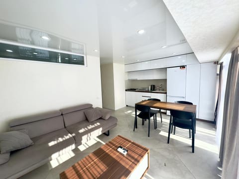 Kitchen or kitchenette, Living room, Dining area