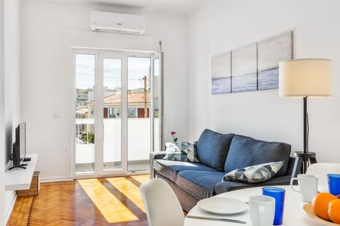 Living room, air conditioner