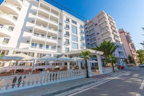 Day, Street view, Location, Parking