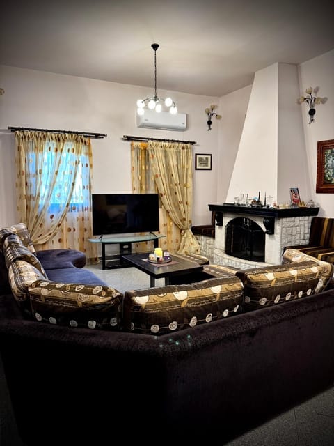 Vretti's House Villa in Islands