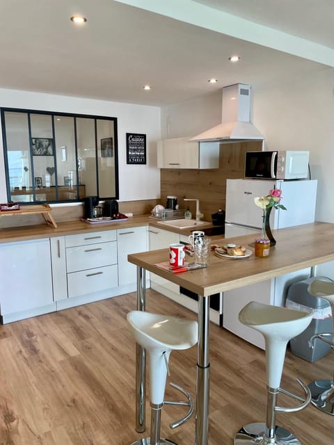 oven, kitchen