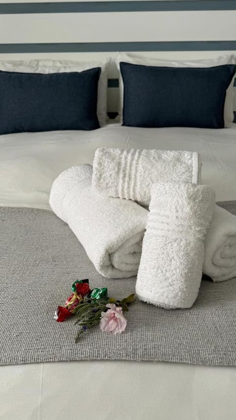 Plett57 - Self Catering - Room No1 Bed and Breakfast in Plettenberg Bay