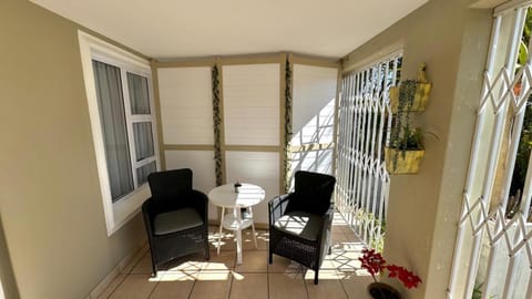 Plett57 - Self Catering - Room No1 Bed and Breakfast in Plettenberg Bay