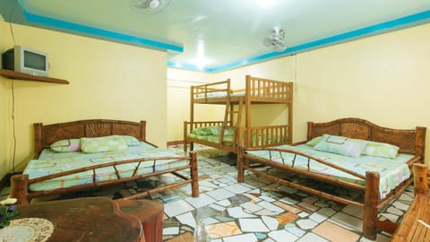 Photo of the whole room, bunk bed
