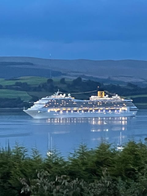 clyde hub Apartment in Greenock