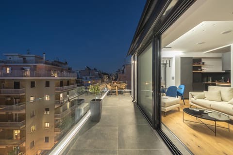 Patio, Night, View (from property/room), Balcony/Terrace, Seating area