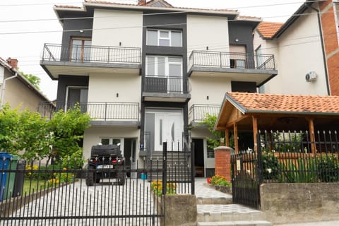 Sobe Jovan Apartment in Serbia