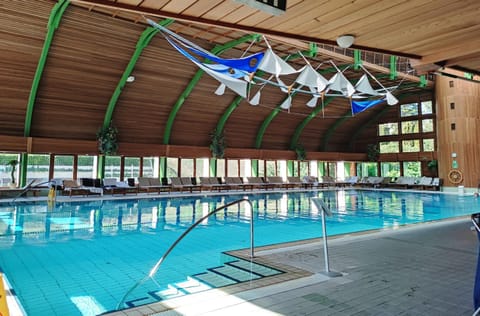 Spa and wellness centre/facilities, Swimming pool