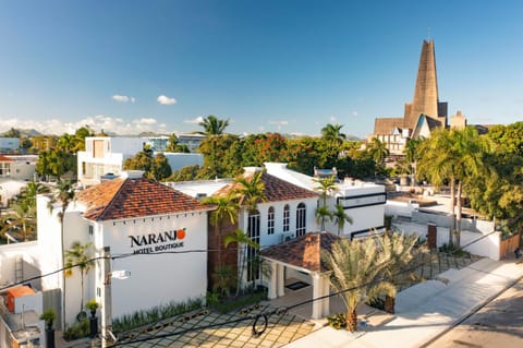 Property building, Bird's eye view, City view, Street view, Location