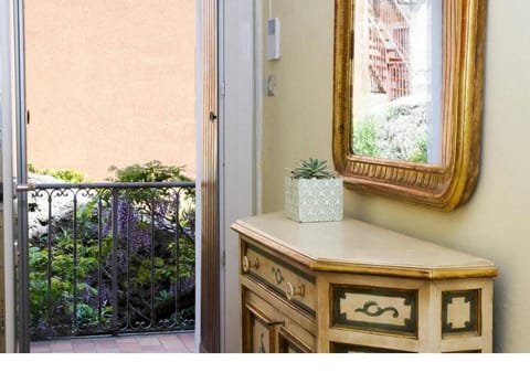 Decorative detail, Garden view