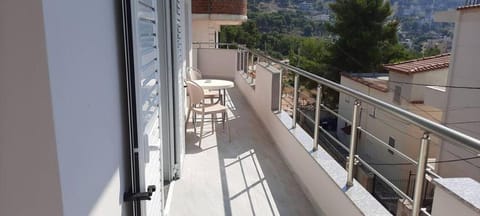 Lara Home, brand new, modern and with a great view Apartment in Sarandë