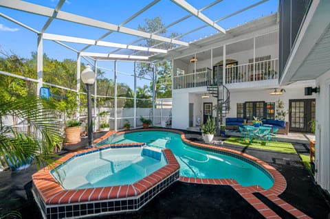 Pool view, Swimming pool