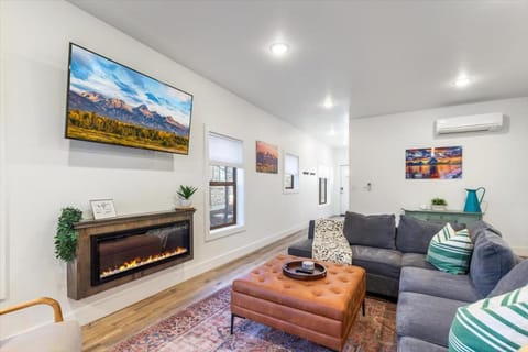 Tablerock Townhome House in Victor