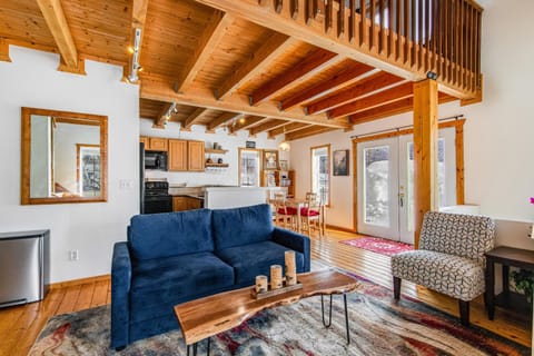 Summit Chalet House in Snoqualmie Pass